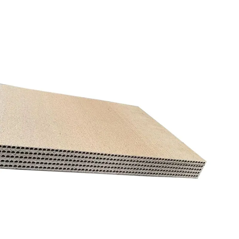 Tablero de aglomerado tubular con bajo contenido de formaldehído